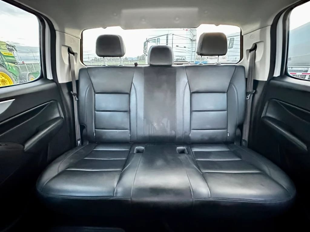 Great Wall Poer Poer D/c 2.0 Td Deluxe Mt 4x4 año 2023