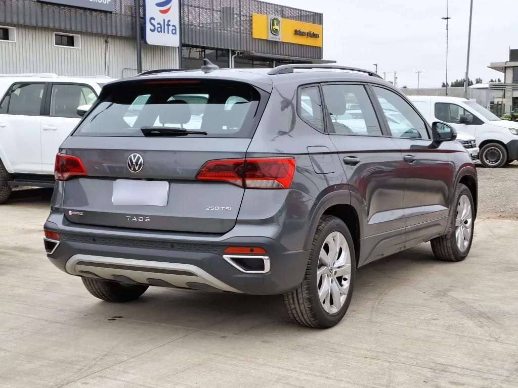 Volkswagen Taos Taos 1.4 Tsi At Comfortline año 2022