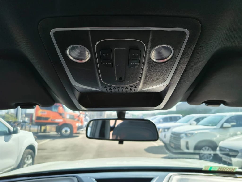 Ssangyong Grand Musso 2.2 4x2 Mt Full-Ql612 año 2023