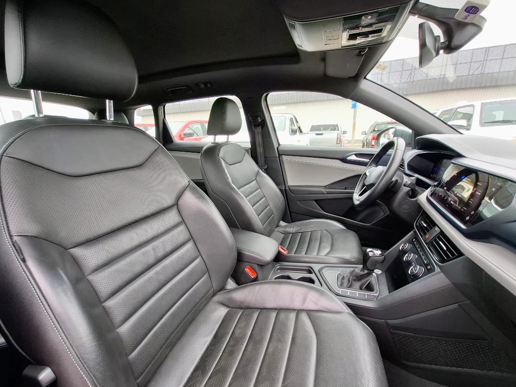 Volkswagen Taos Taos 1.4 Tsi At Comfortline año 2022