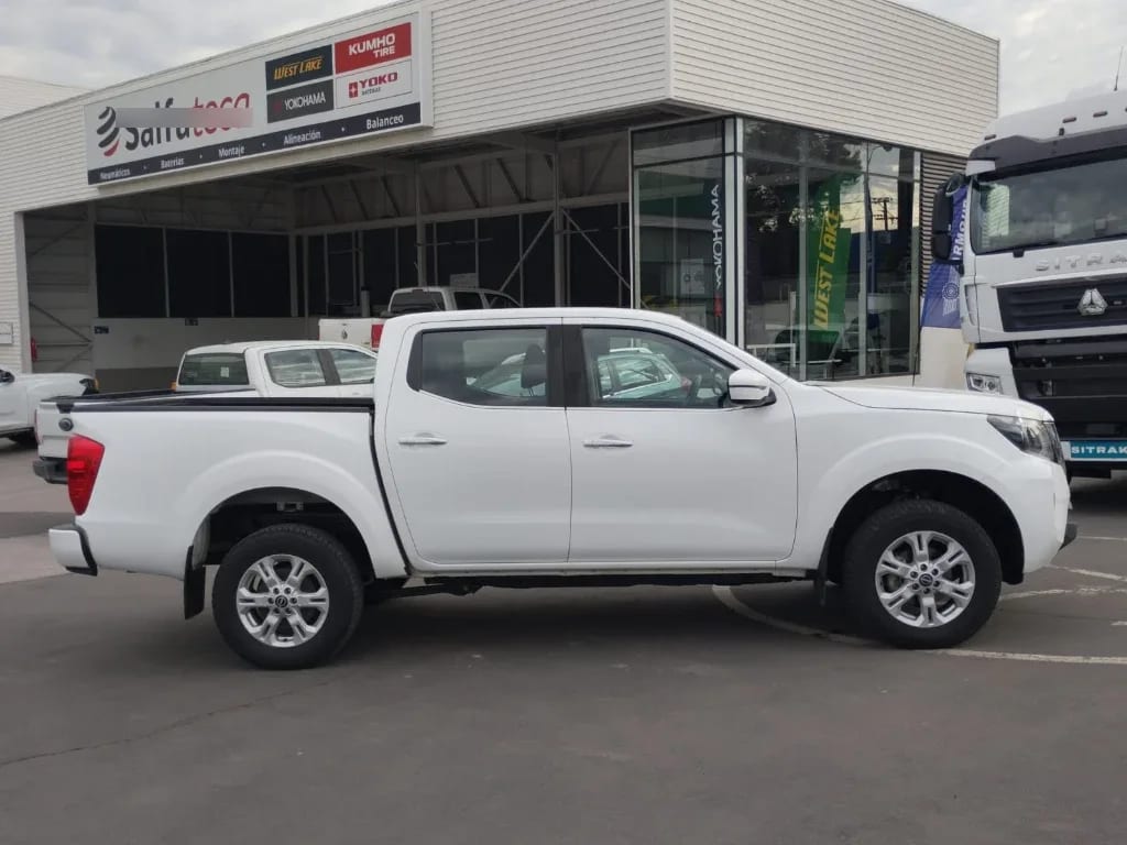 Nissan Navara Dc 4x2 2.3tdi Xe año 2023