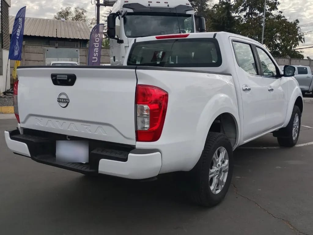 Nissan Navara Dc 4x2 2.3tdi Xe año 2023