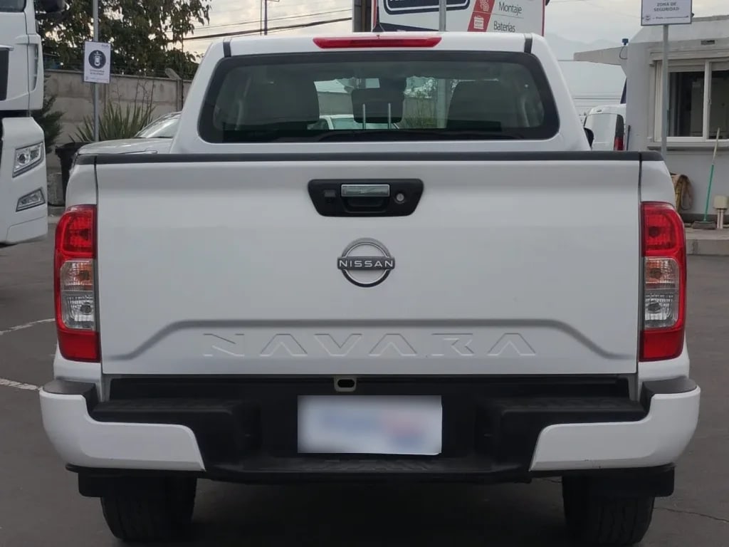 Nissan Navara Dc 4x2 2.3tdi Xe año 2023