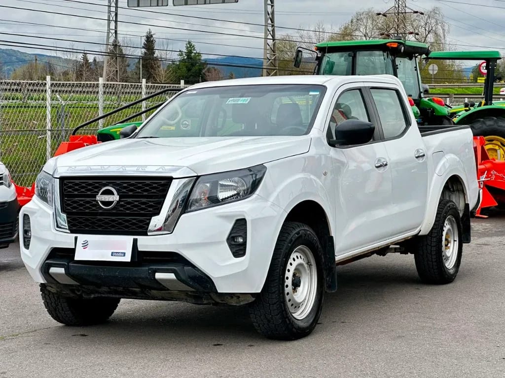 Nissan Navara Navara Dc 4x4 2.3 Tdi Se año 2023