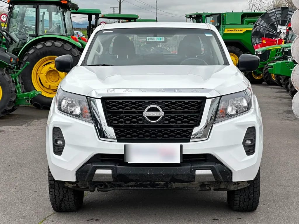 Nissan Navara Navara Dc 4x4 2.3 Tdi Se año 2023