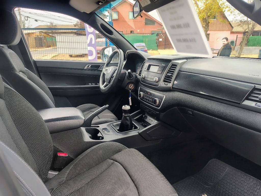 Ssangyong Grand Musso Gran Musso 2.2 4x2 Mt Full -Ql610 año 2023