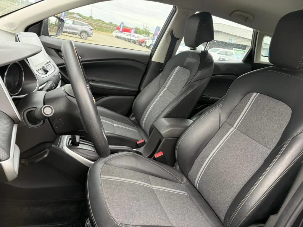 Chevrolet Tracker 1.2t Aut año 2025