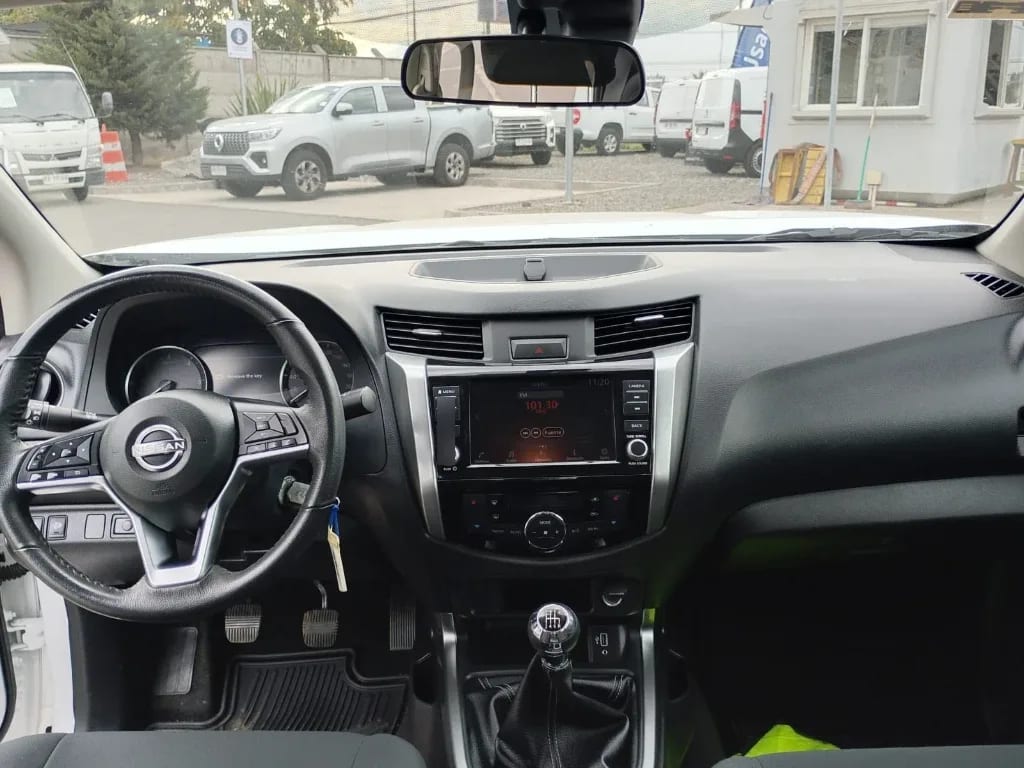 Nissan Navara Dc 4x2 2.3tdi Xe año 2023