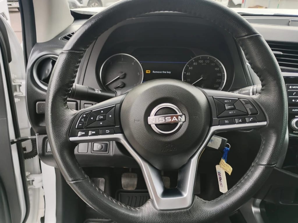Nissan Navara Dc 4x2 2.3tdi Xe año 2023