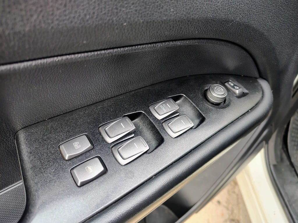 Ssangyong Grand Musso Gran Musso 2.2 4x2 Mt Full -Ql610 año 2023