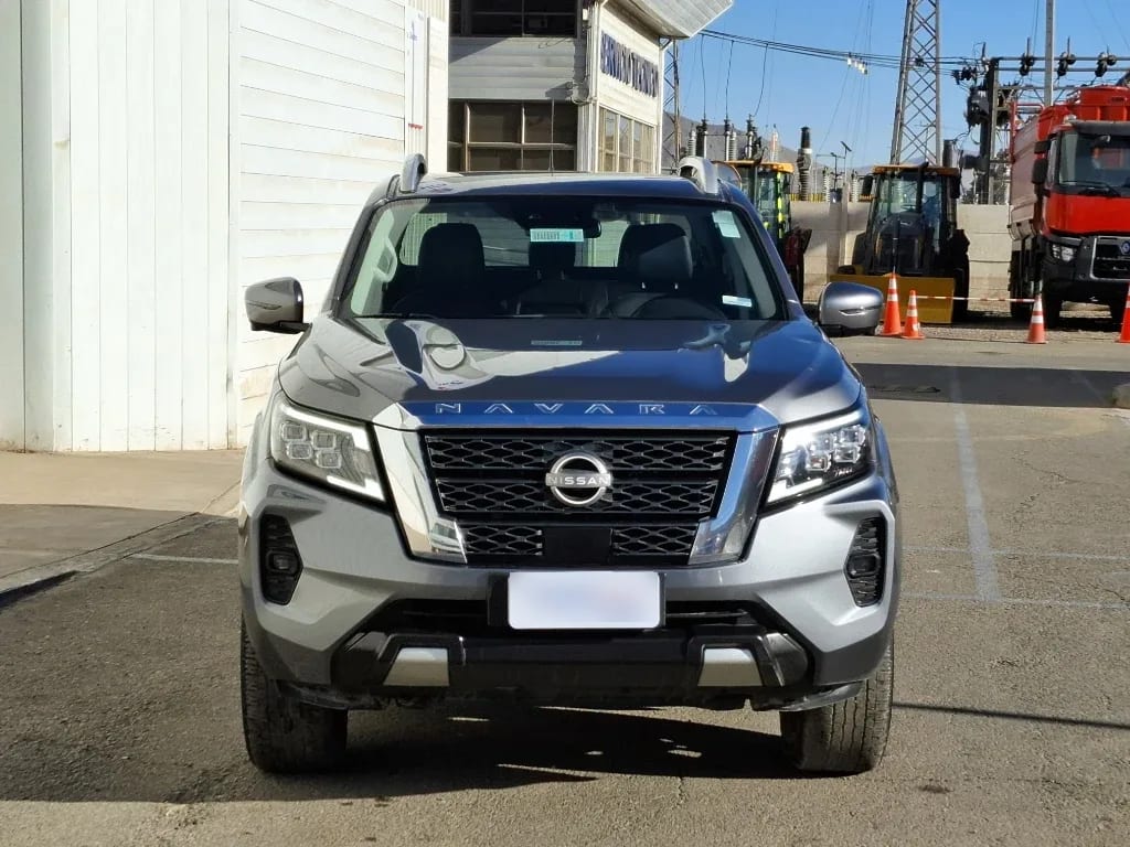 Nissan Navara Dc 4x4 2.3tdi Le año 2023