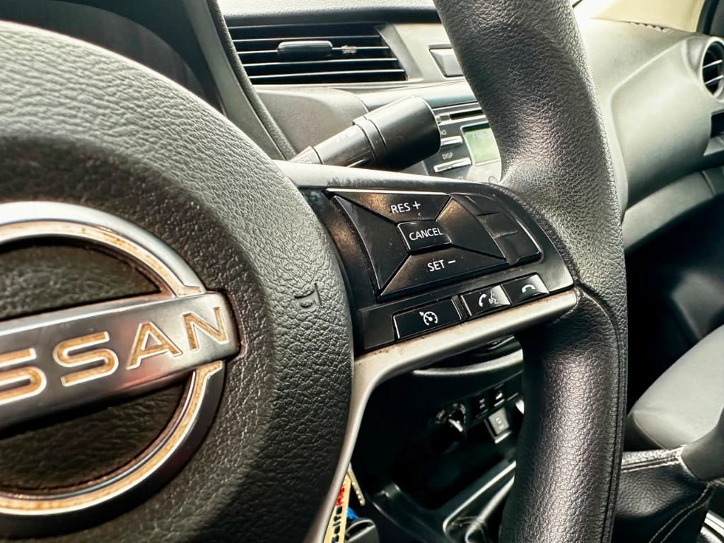 Nissan Navara Navara Dc 4x4 2.3 Tdi Se año 2023