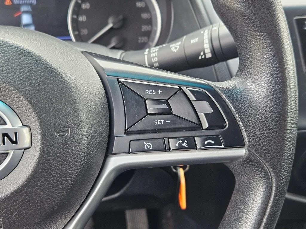 Nissan Navara Dc 4x2 2.3tdi Se año 2022