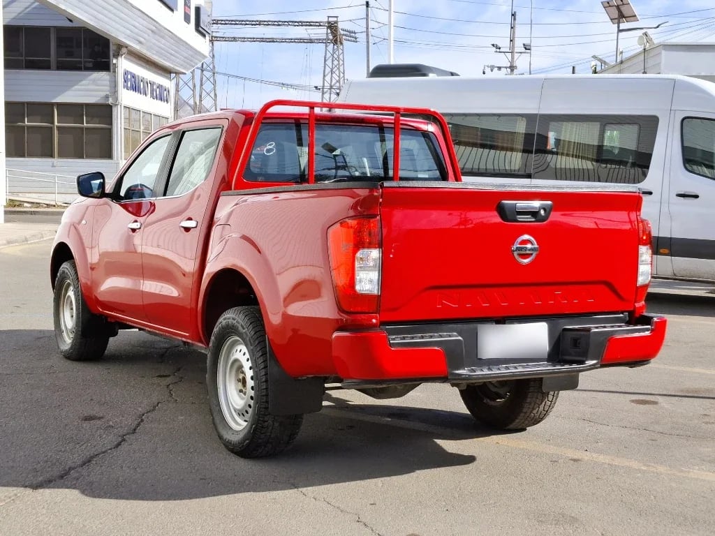 Nissan Navara Dc 4x2 2.3tdi Se año 2023