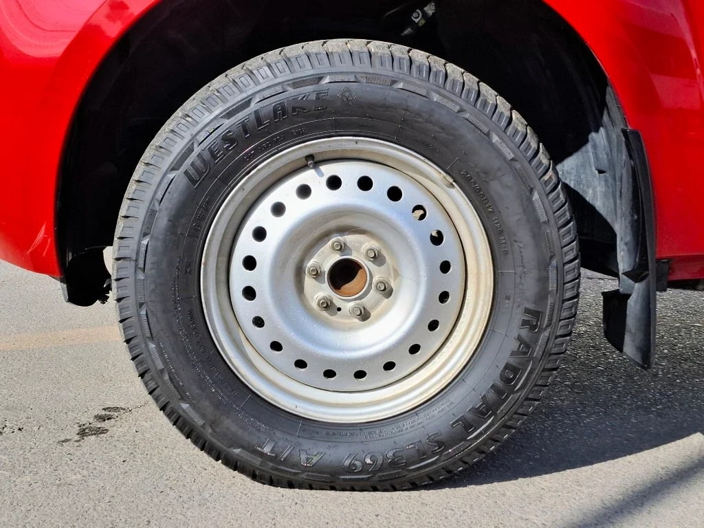 Nissan Navara Dc 4x2 2.3tdi Se año 2023