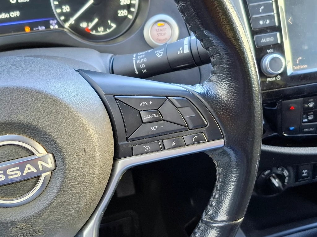 Nissan Navara Dc 4x4 2.3tdi Le año 2023