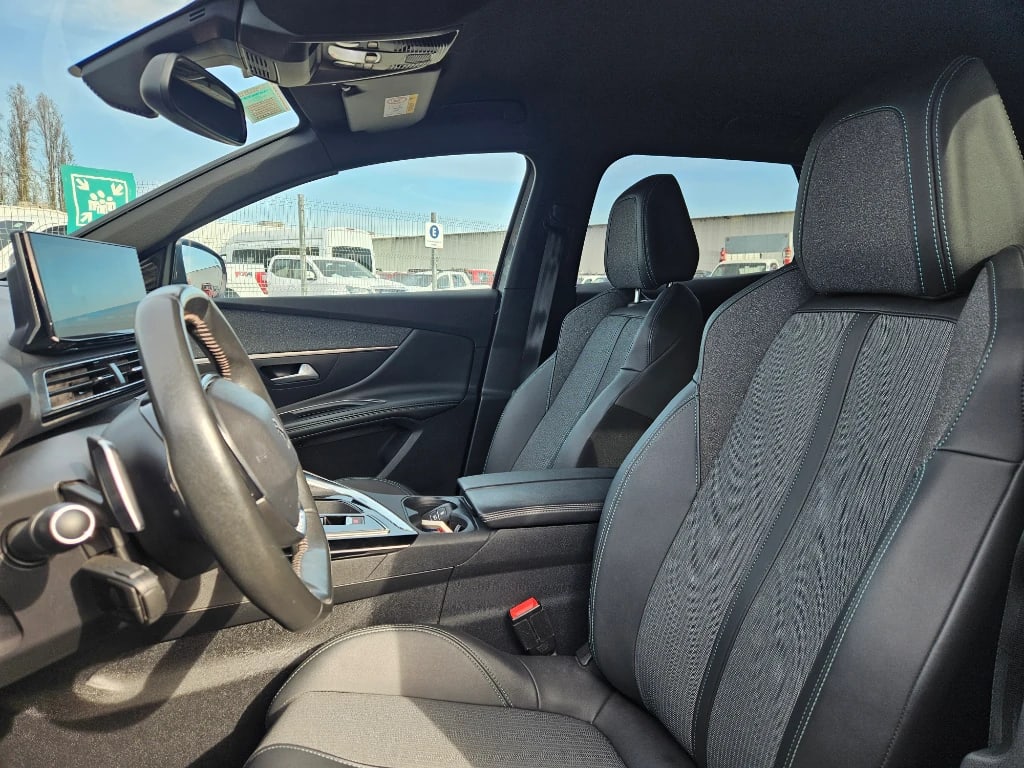 Peugeot 3008 Allure Bluehdi 130 Eat8 año 2024