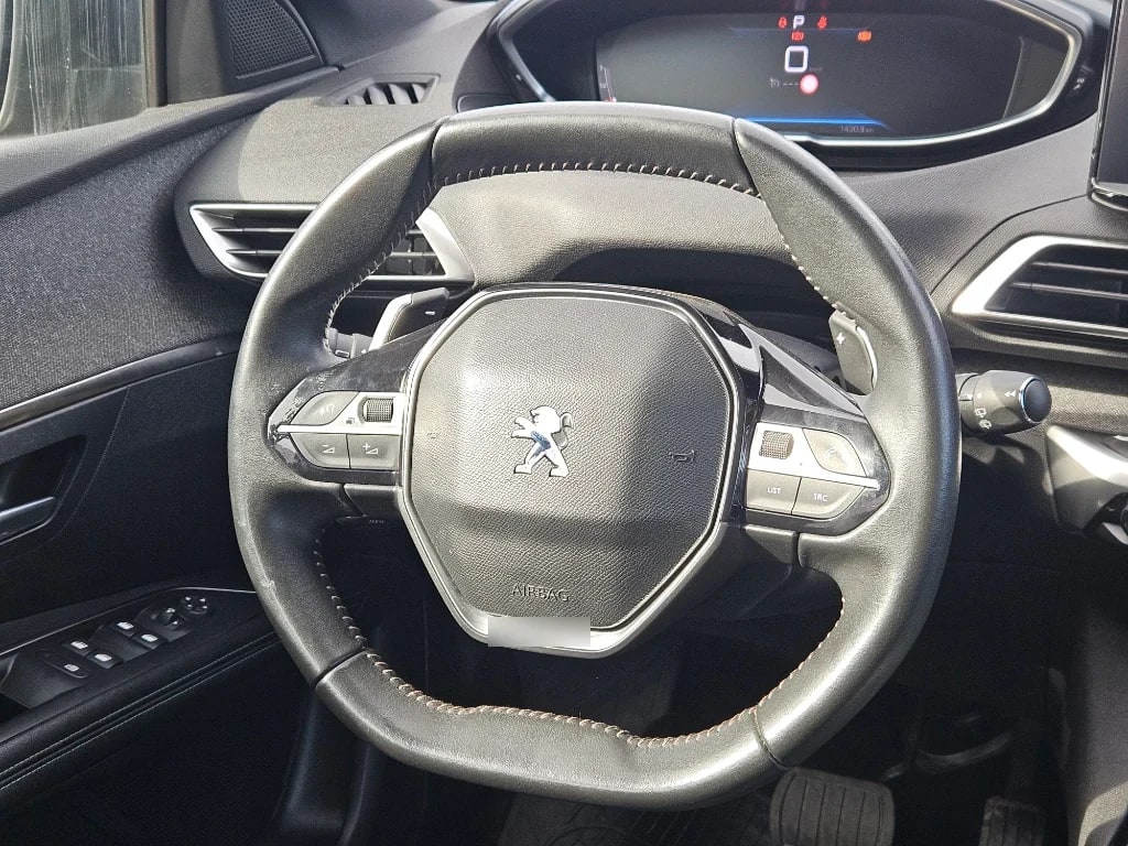 Peugeot 3008 Allure Bluehdi 130 Eat8 año 2024