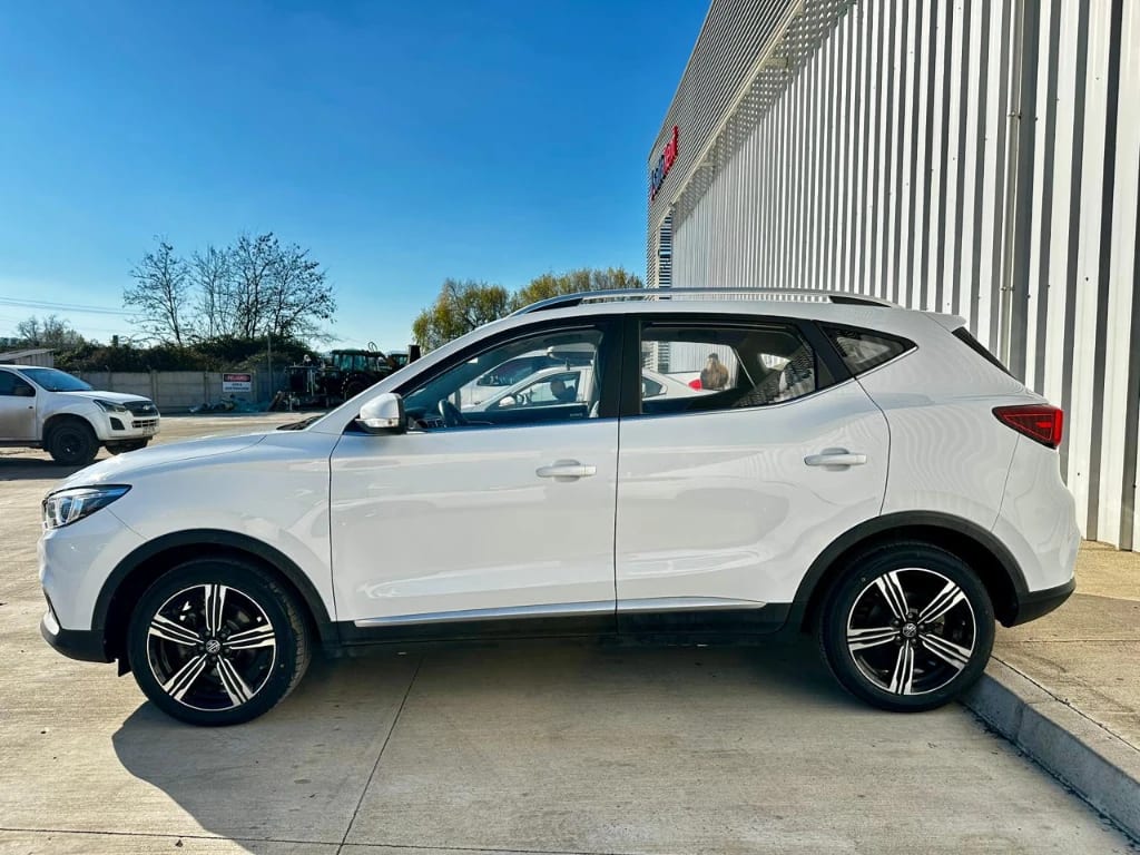 MG Zs Zs 1.5 At Com año 2023