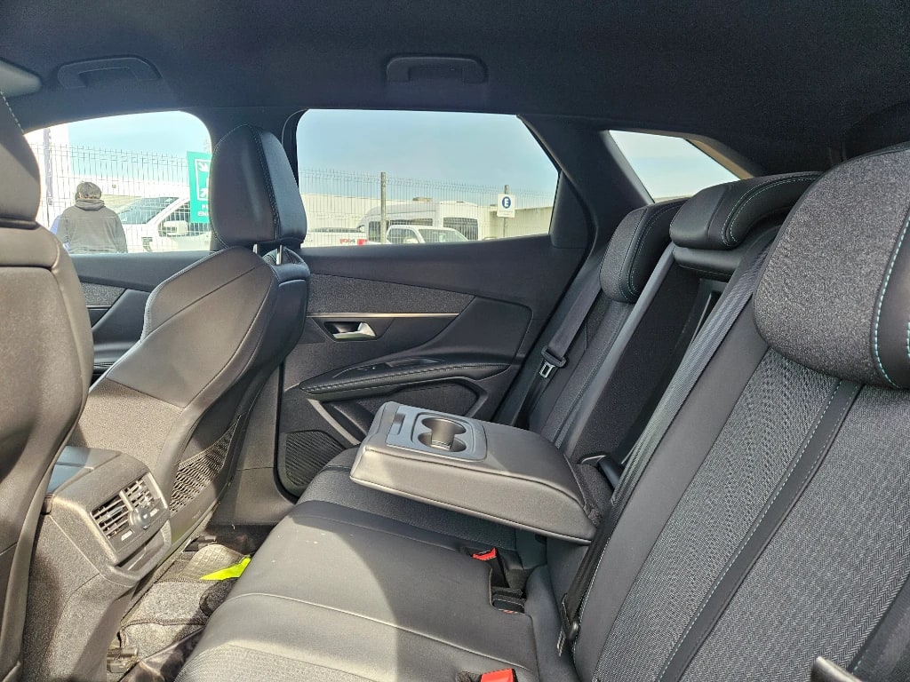 Peugeot 3008 Allure Bluehdi 130 Eat8 año 2024