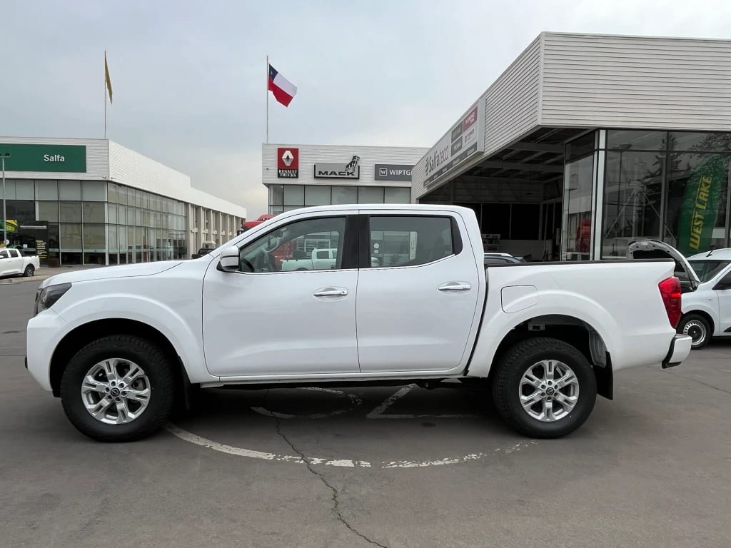 Nissan Navara Navara Dc 4x2 2.3tdi Xe año 2023