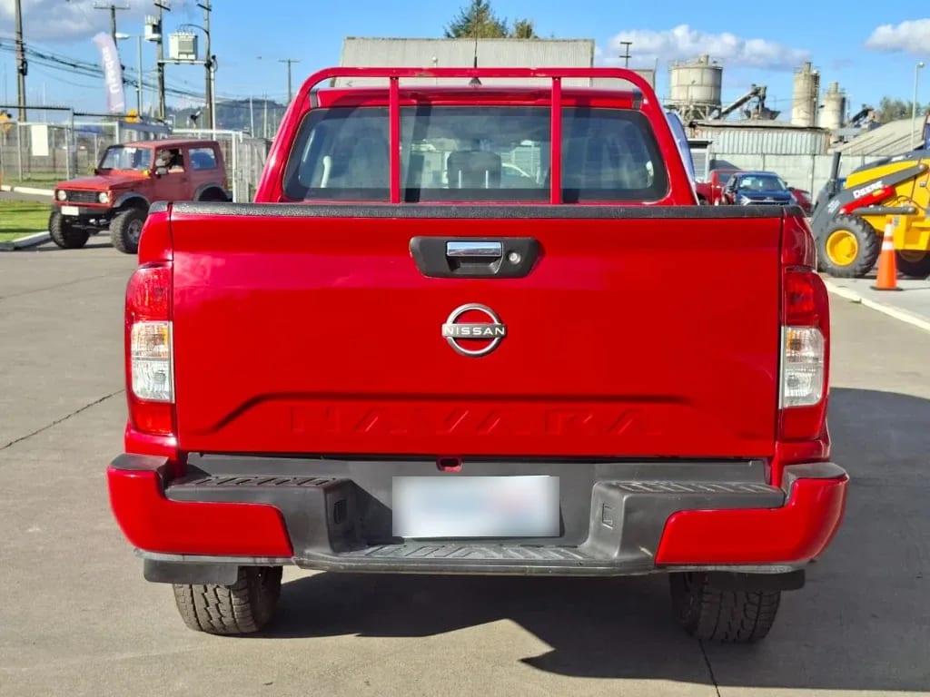 Nissan Navara Dc 4x2 2.3tdi Se año 2023