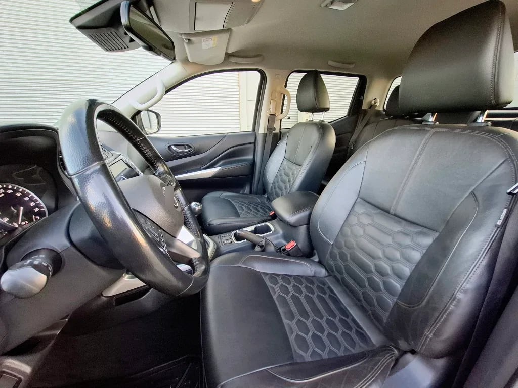 Nissan Navara Navara Dc 4x4 2.3tdi Le Mt año 2023
