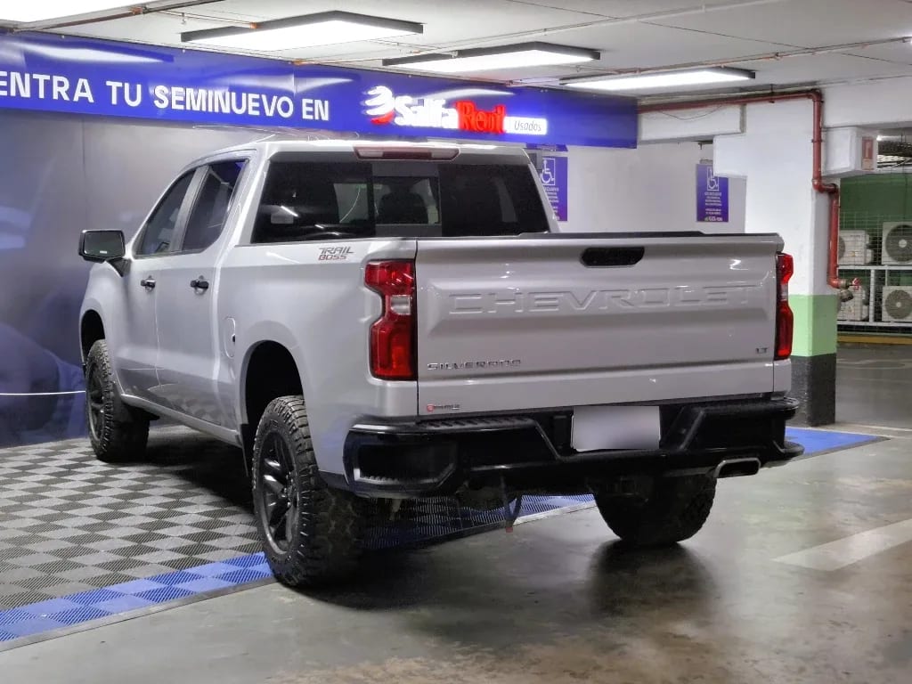 Chevrolet Silverado Cc Lt Tb 5.3l K año 2023