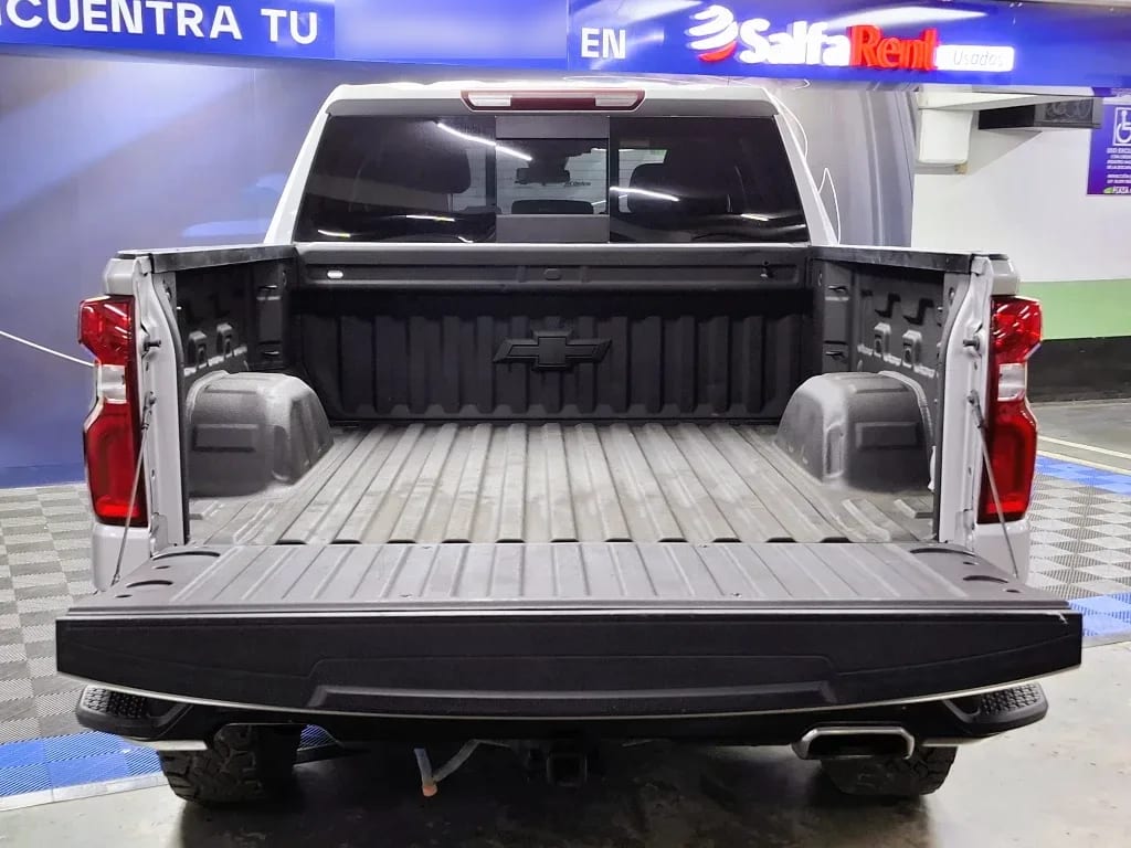 Chevrolet Silverado Cc Lt Tb 5.3l K año 2023