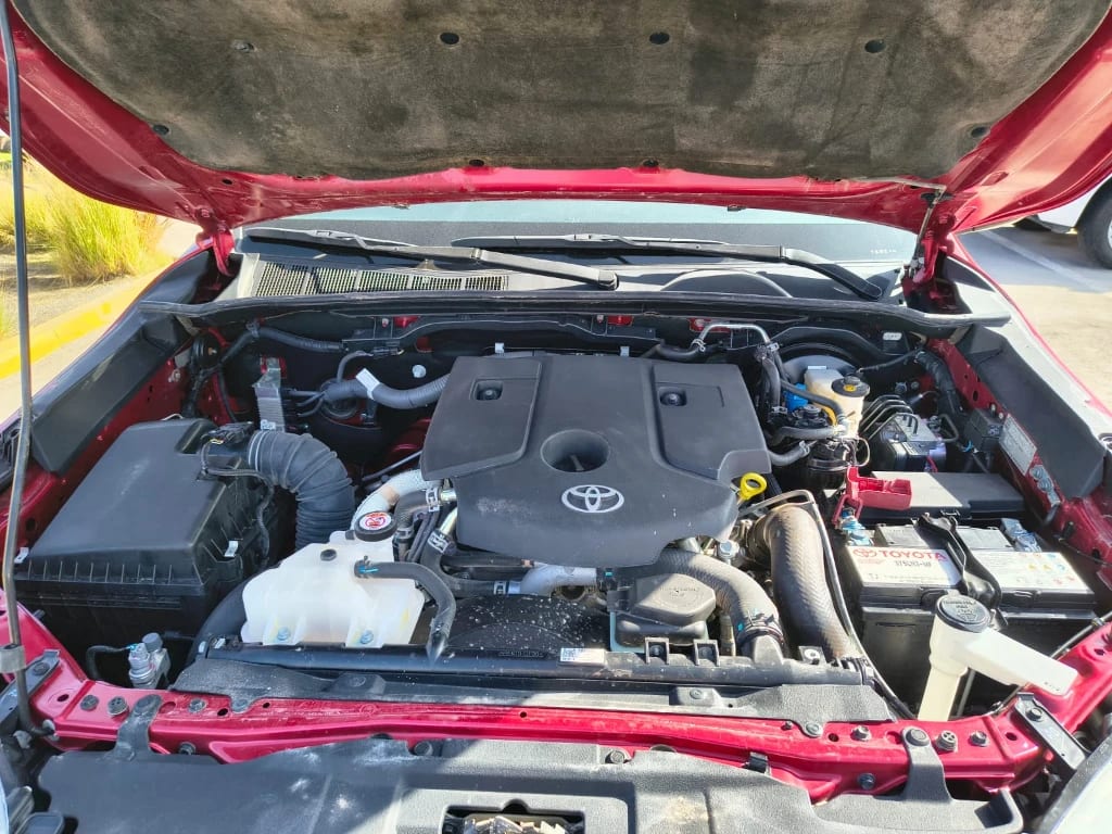 Toyota Hilux Dc 4x4 2.4 D Dx Mt año 2024