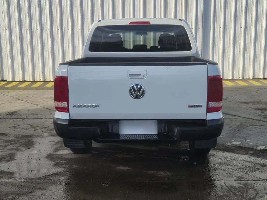Volkswagen Amarok Dcab Tdi 4x4 Trendline 2.0 año 2023