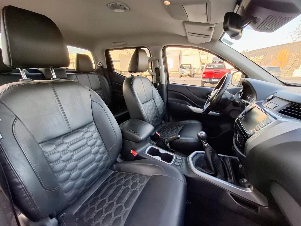 Nissan Navara Navara Dc 4x4 2.3tdi Le Mt año 2023