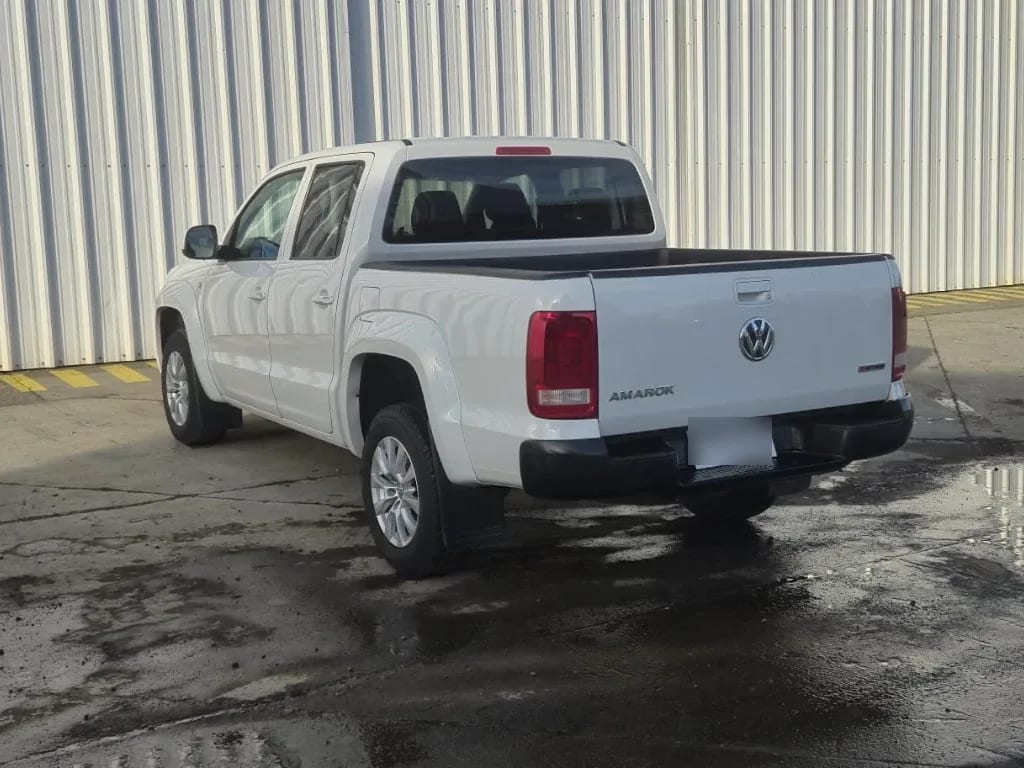 Volkswagen Amarok Dcab Tdi 4x4 Trendline 2.0 año 2023