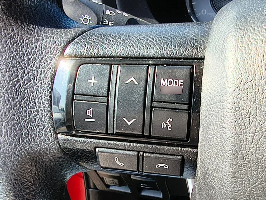 Toyota Hilux Dc 4x4 2.4 D Dx Mt año 2024