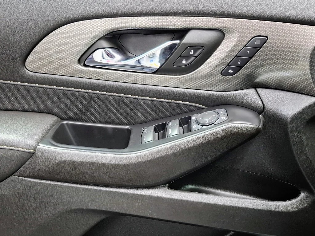 Chevrolet Traverse 3.6l Premier Awd L año 2023