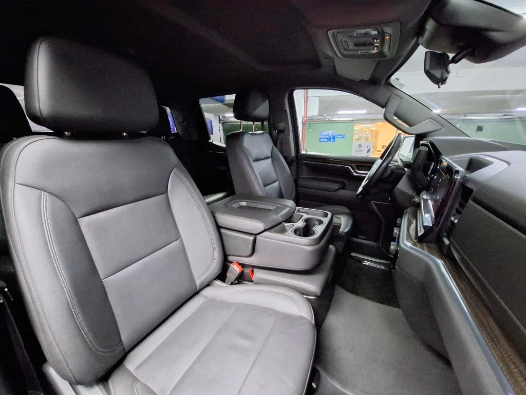 Chevrolet Silverado Cc Lt Tb 5.3l K año 2023