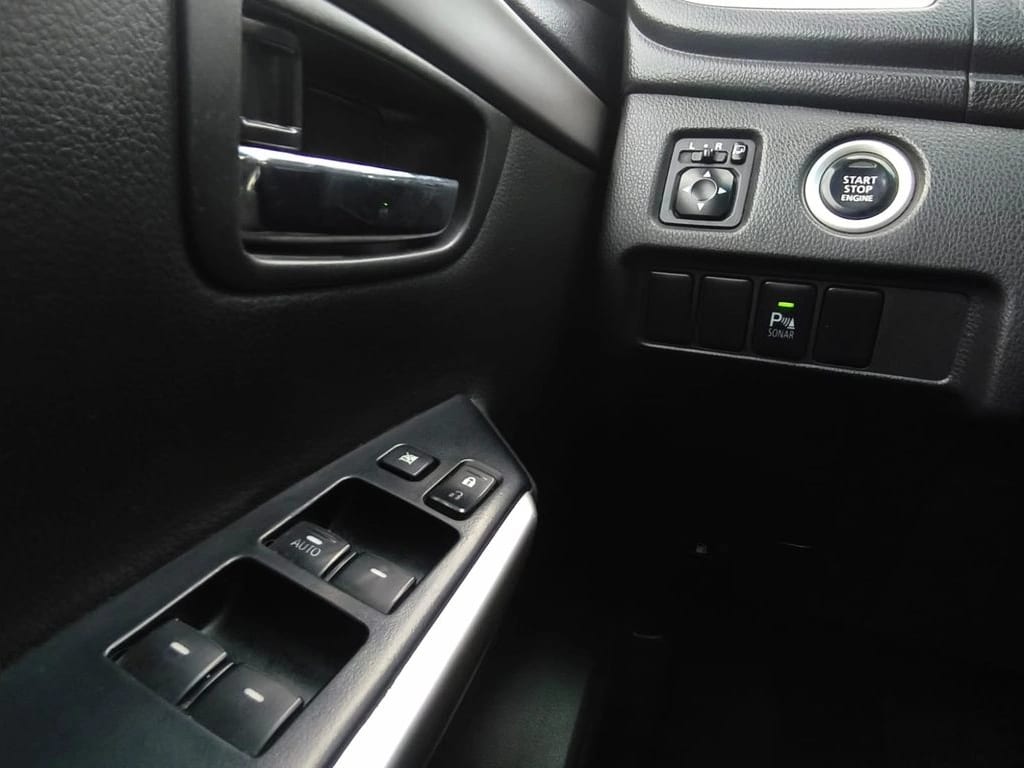 Mitsubishi Montero Sport 2.4 Aut 4x2 Diesel año 2020