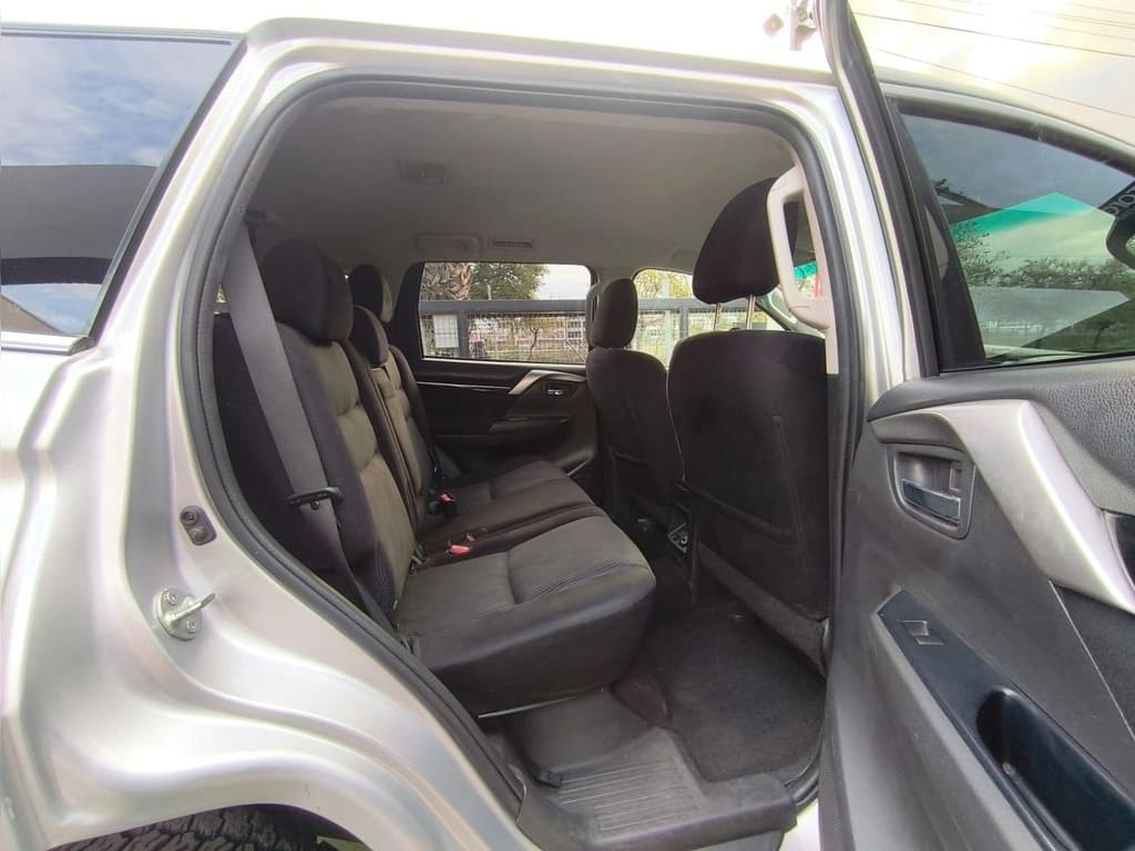 Mitsubishi Montero Sport 2.4 Aut 4x2 Diesel año 2020