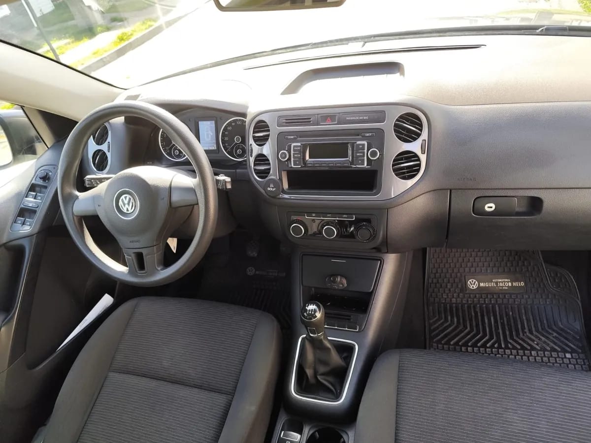 VOLKSWAGEN TIGUAN 1.4 Fl Comf. Tsi 4x2 Mt año 2015