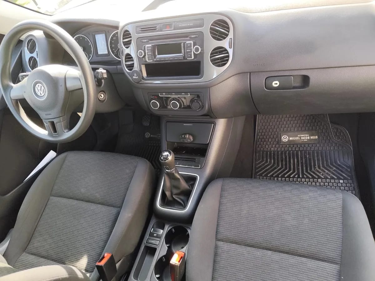 VOLKSWAGEN TIGUAN 1.4 Fl Comf. Tsi 4x2 Mt año 2015