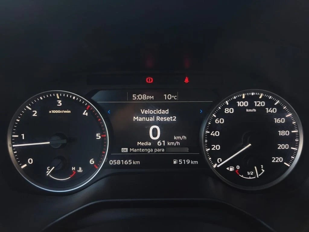 Mitsubishi L200 Work Xr 2.4 4x2 Mt año 2025