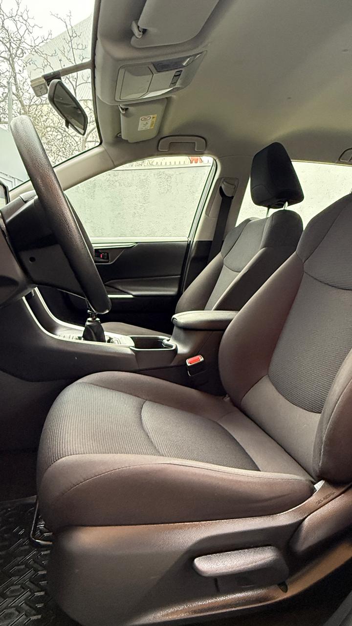 Toyota Rav4 2.0 Le 4x4 Mt 5p. año 2022