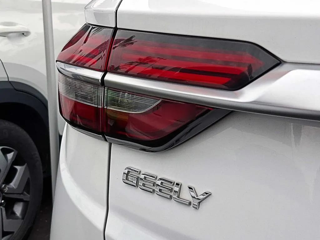 Geely Coolray 1.5 Comfort 4x2 At 5p año 2023