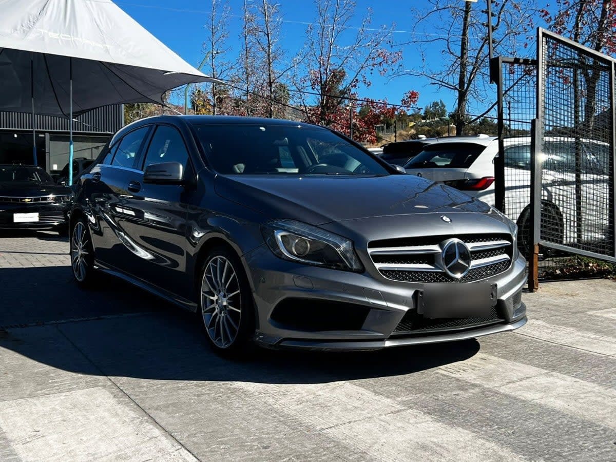 Mercedes-Benz A200 Blueefficiency 1.6 Mt año 2014