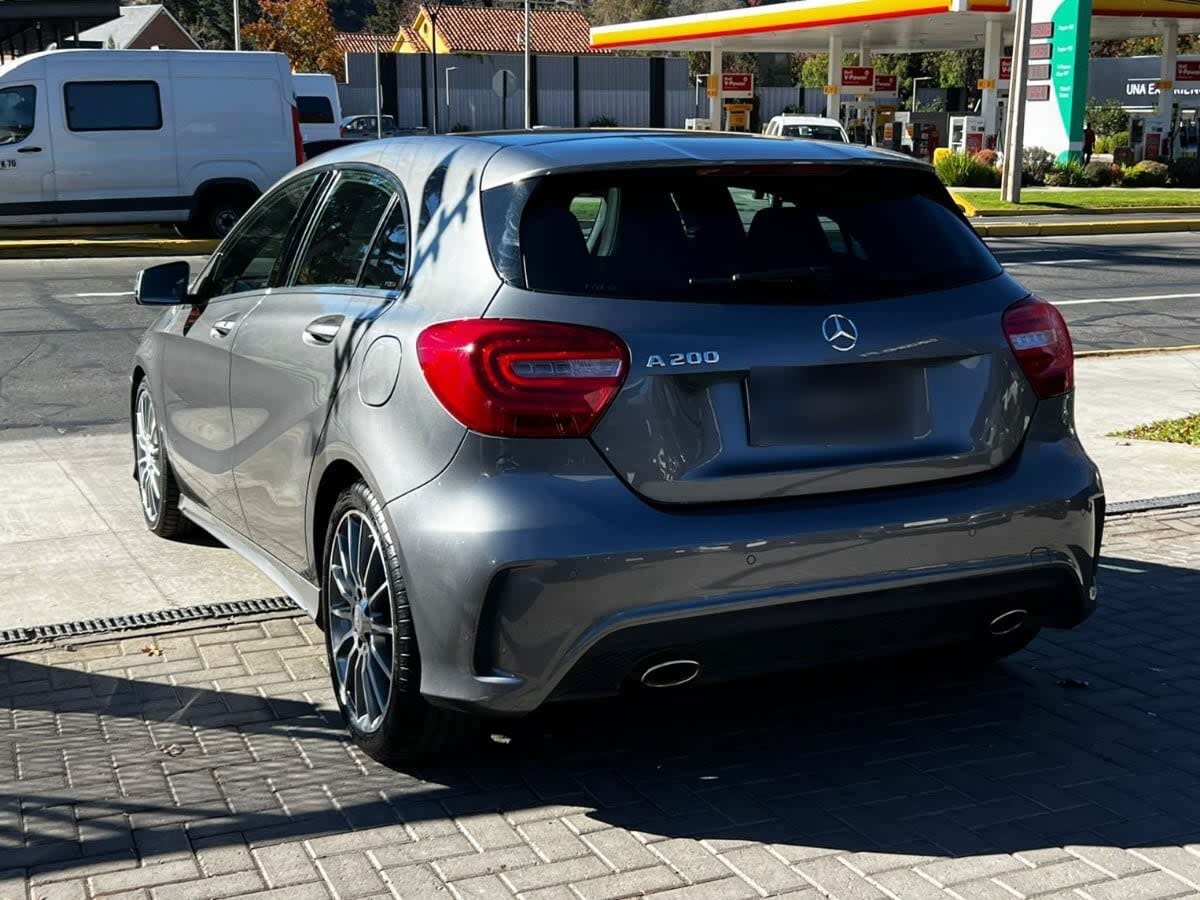 Mercedes-Benz A200 Blueefficiency 1.6 Mt año 2014