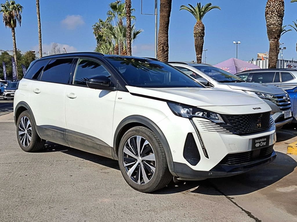 Peugeot 5008 1.6 Allure At año 2024