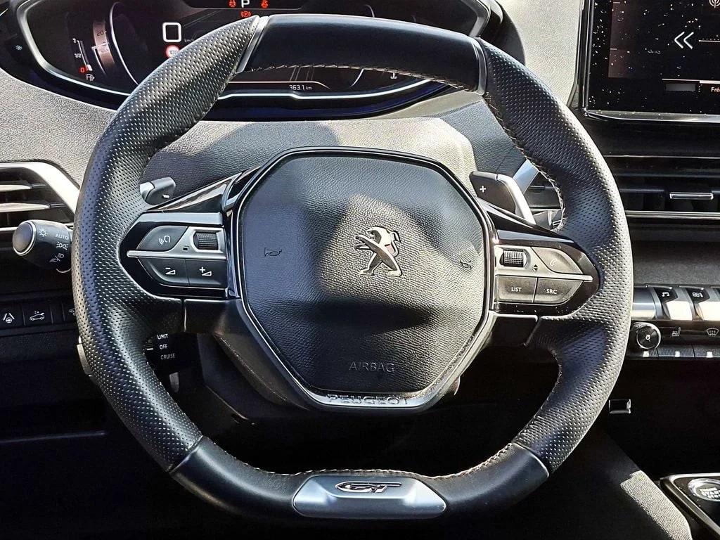 Peugeot 5008 1.6 Allure At año 2024