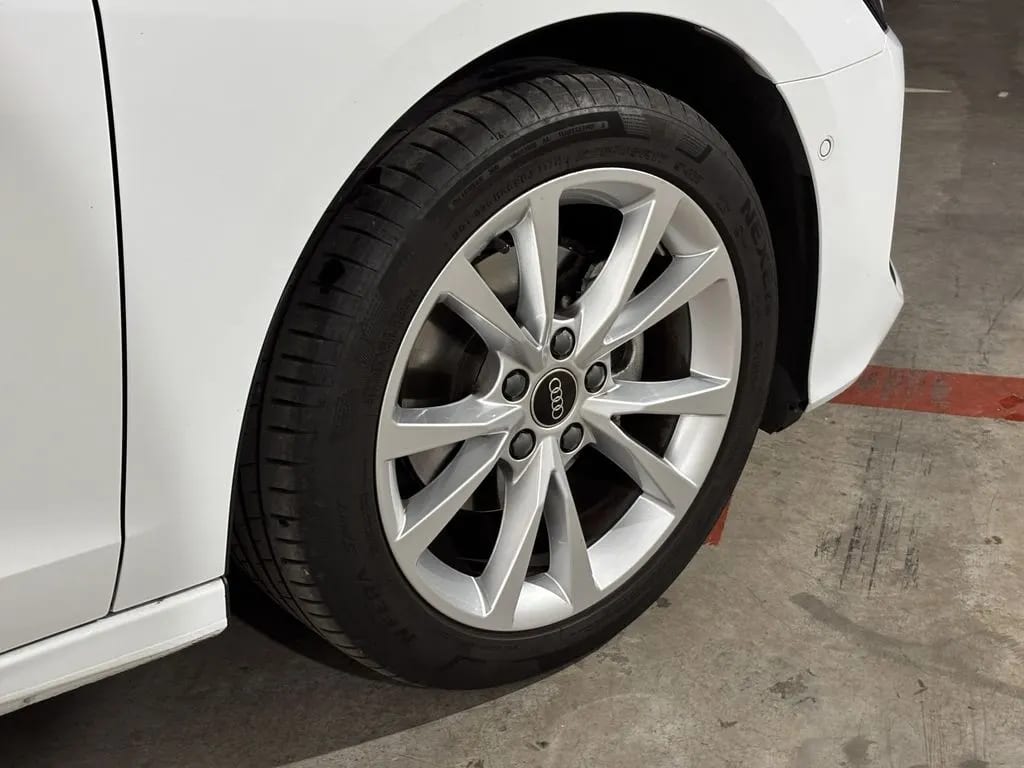 Audi A3 1.4 Tfsi 35 Sportback 4x2 At 5p año 2025