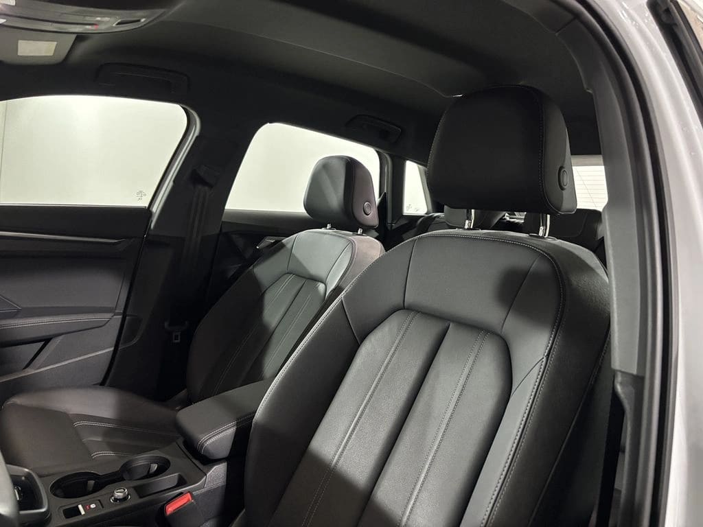 Audi A3 1.4 Tfsi 35 Sportback 4x2 At 5p año 2025