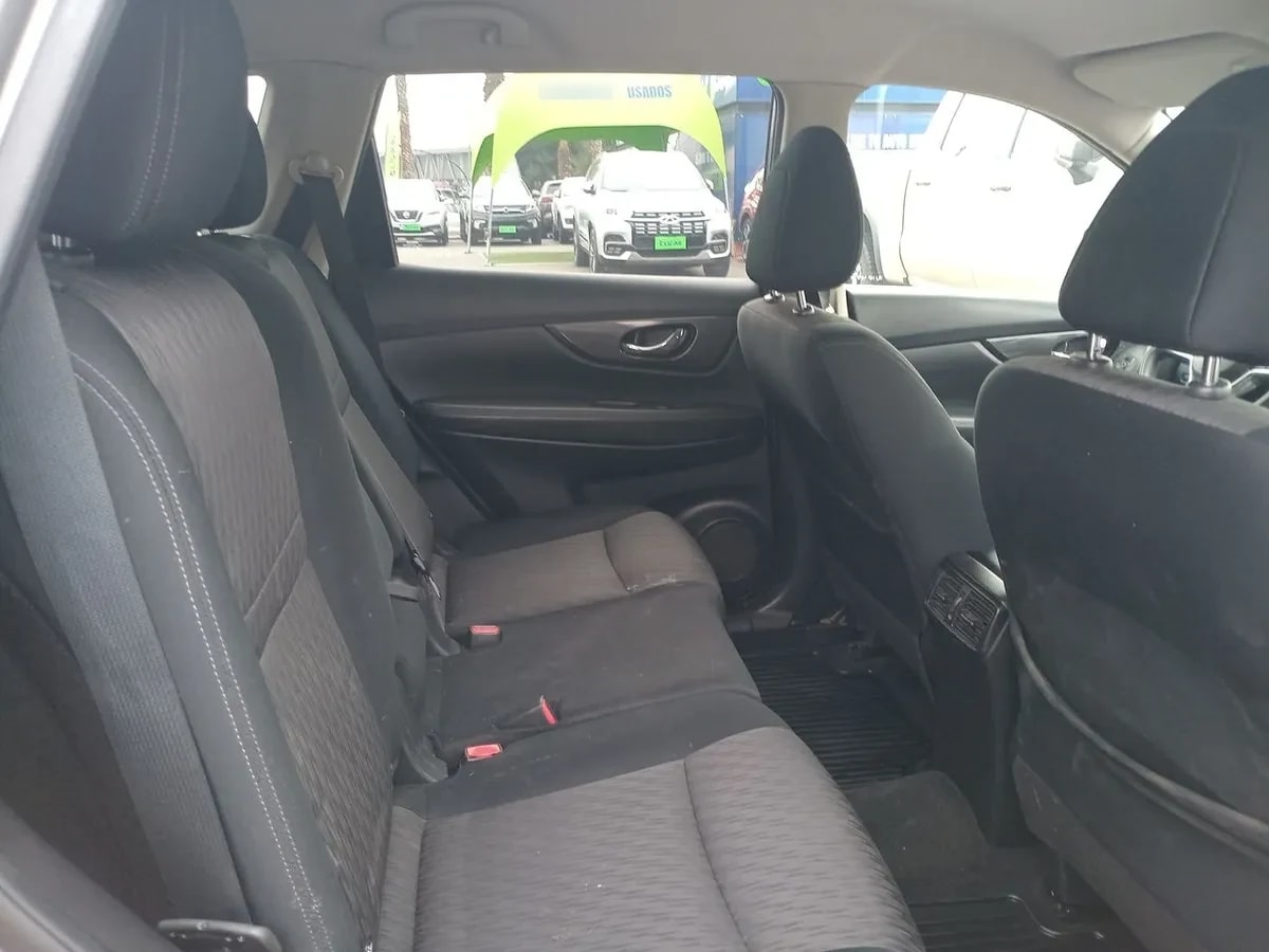 Nissan X-Trail 2.5 Sense Mc 4x2 Cvt At 5p año 2022